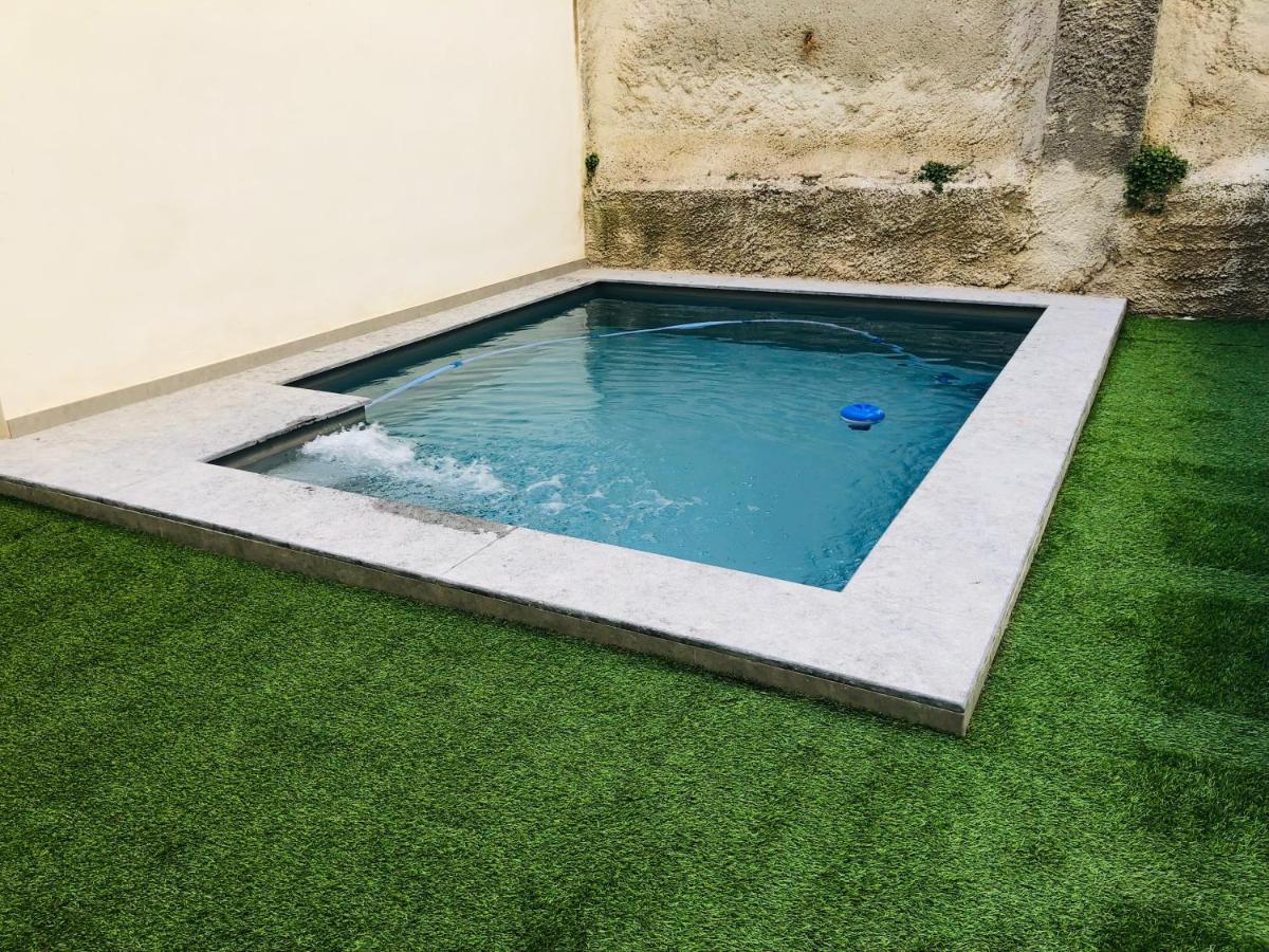 Apartamentos Bocairenthomes, En Pleno Centro De Bocairent, Con Pequena Piscina Y Parking Privado Buitenkant foto