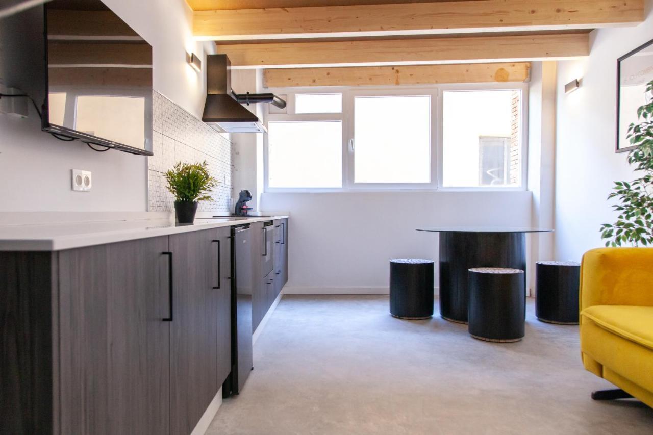 Apartamentos Bocairenthomes, En Pleno Centro De Bocairent, Con Pequena Piscina Y Parking Privado Buitenkant foto