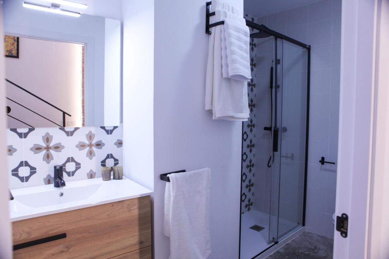Apartamentos Bocairenthomes, En Pleno Centro De Bocairent, Con Pequena Piscina Y Parking Privado Buitenkant foto